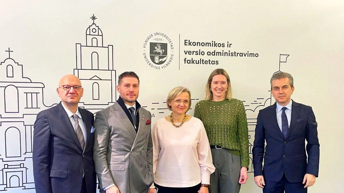 Ozan Özerk, Vilnius Üniversitesi'nde Öğrencilerle Girişimcilikle İlgili Konuştu