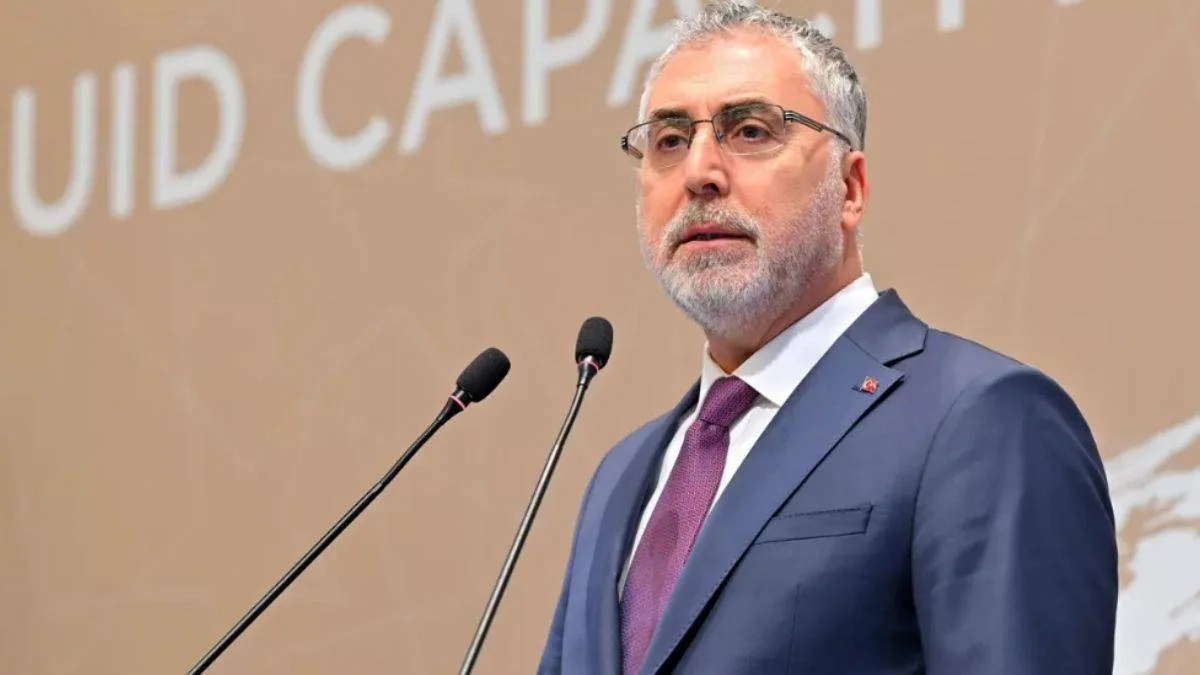 Bakan Işıkhan: Asgari ücrete ara zam gündemimizde yok