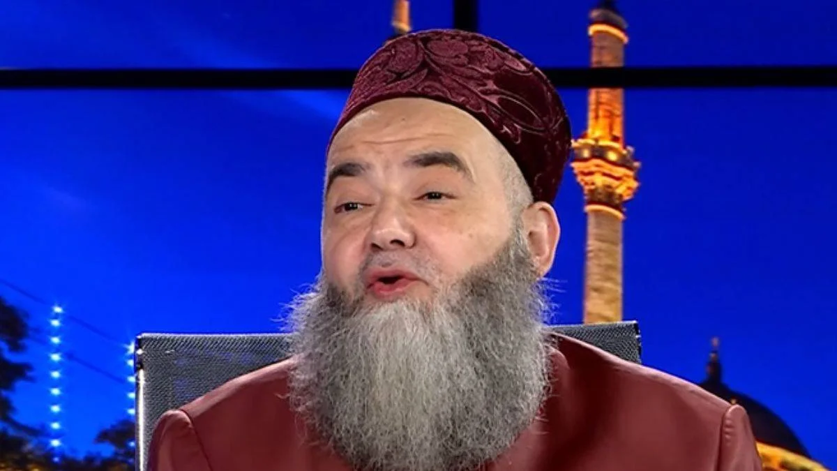 Cübbeli: AK Parti'nin dini hassasiyeti yok
