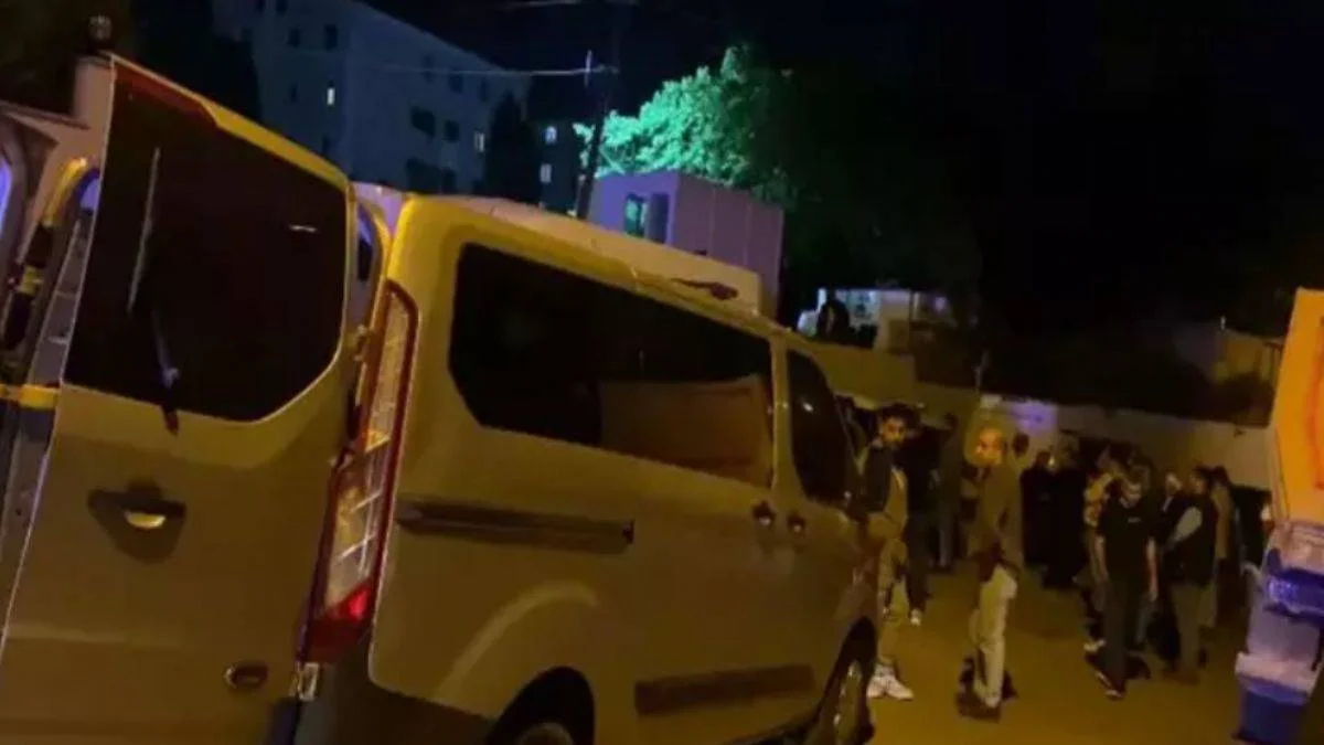 Eşini öldürüp intihar etti