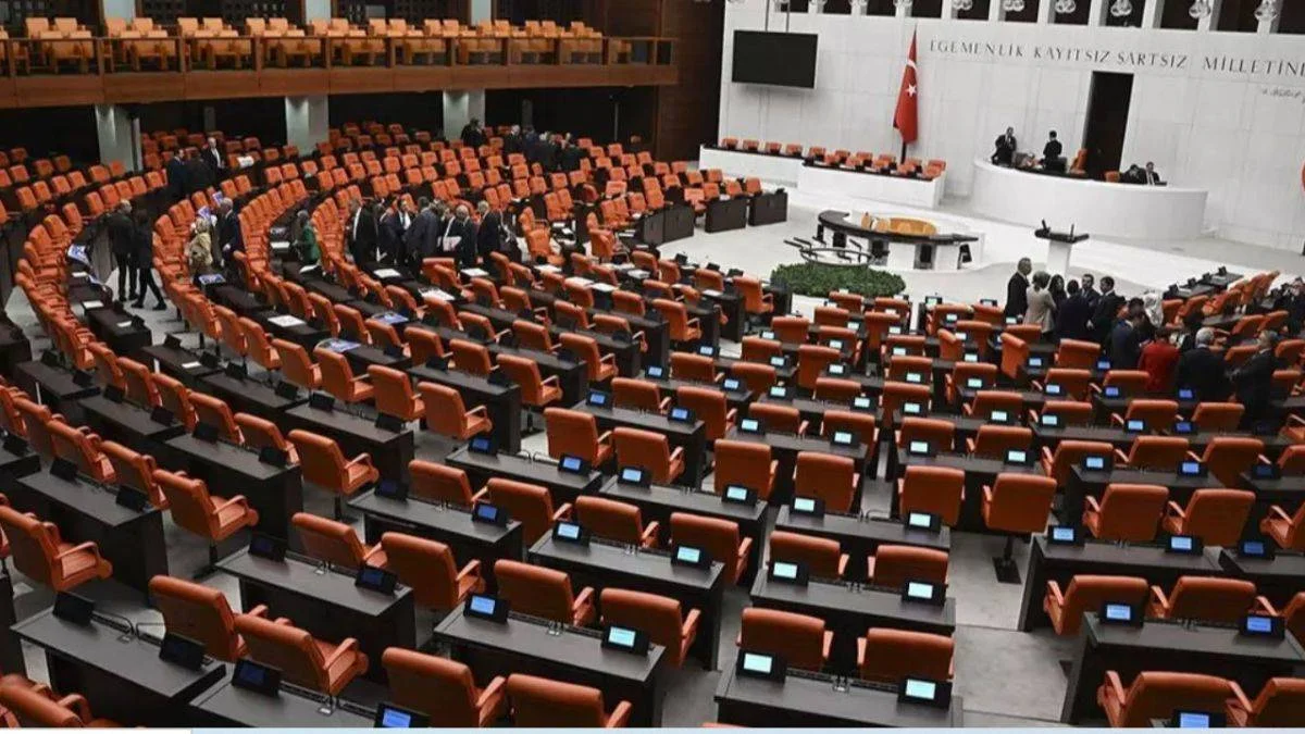 ''İsrail tezkeresi'' Resmi Gazete'de! Oy birliği ile TBMM'den geçmişti
