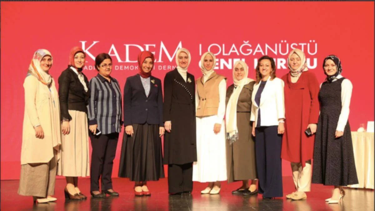 KADEM ve Yeni Şafak'ı "Büyük İlmihal" karşı karşıya getirdi...