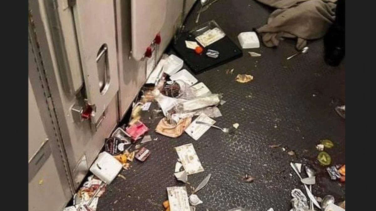 Türbülansa yakalanan uçakta 1 kişi öldü