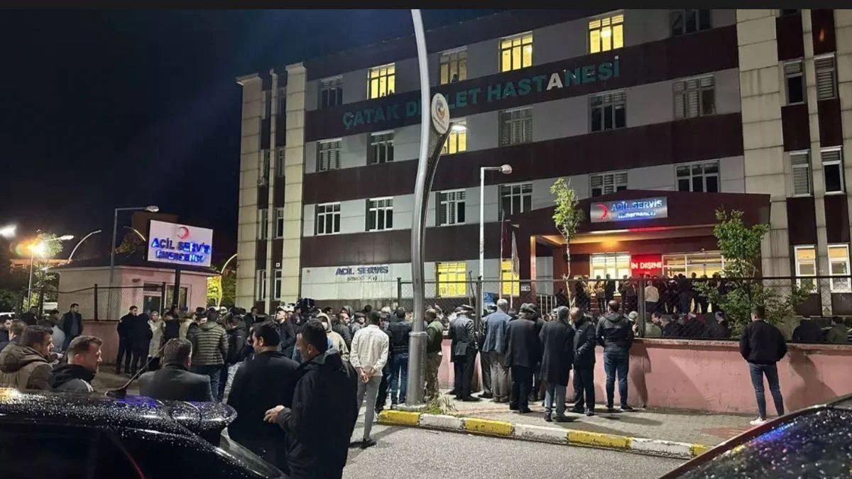 Van'da üs bölgesi yakınına yıldırım düştü: Güvenlik korucusu şehit oldu