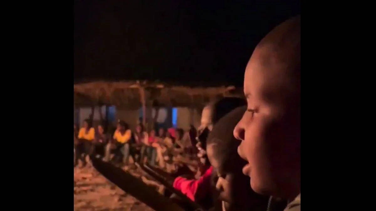 Afrikalı çocukların toplu Kur'an okuması hayran bıraktı