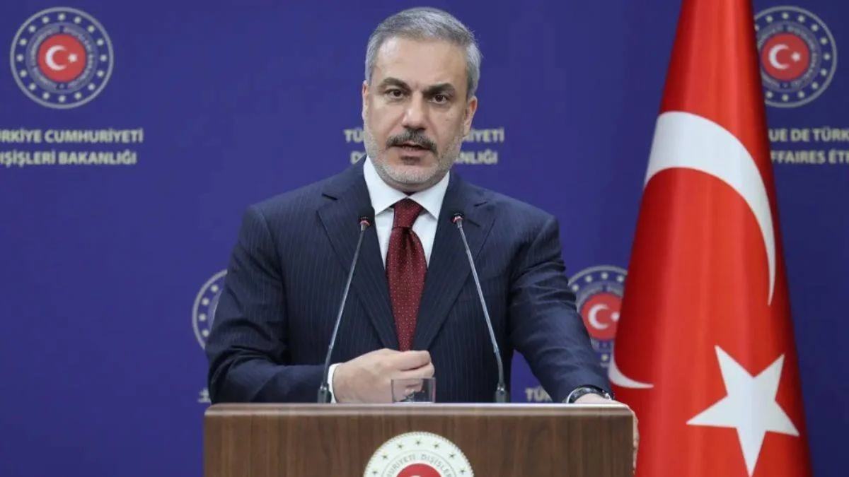 Bakan Fidan, Ukrayna Barış Zirvesi'nde Iraklı mevkidaşıyla görüştü