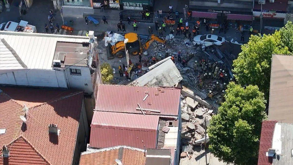İstanbul'da çöken binada son durum açıklandı