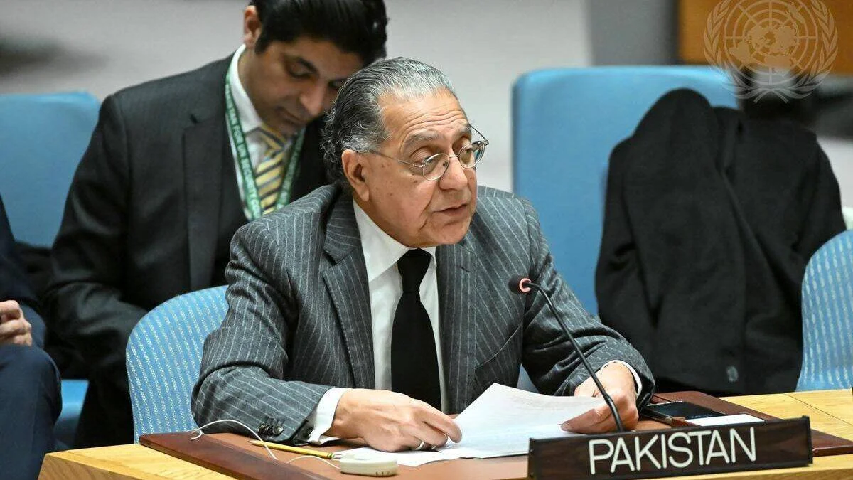 Pakistan 1.5 milyon kayıtlı Afgan mülteciyi sınır dışı edecek