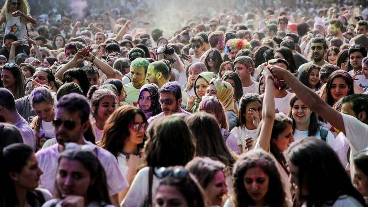 ANALİZ: Göçmenler doğurganlığı dengeler