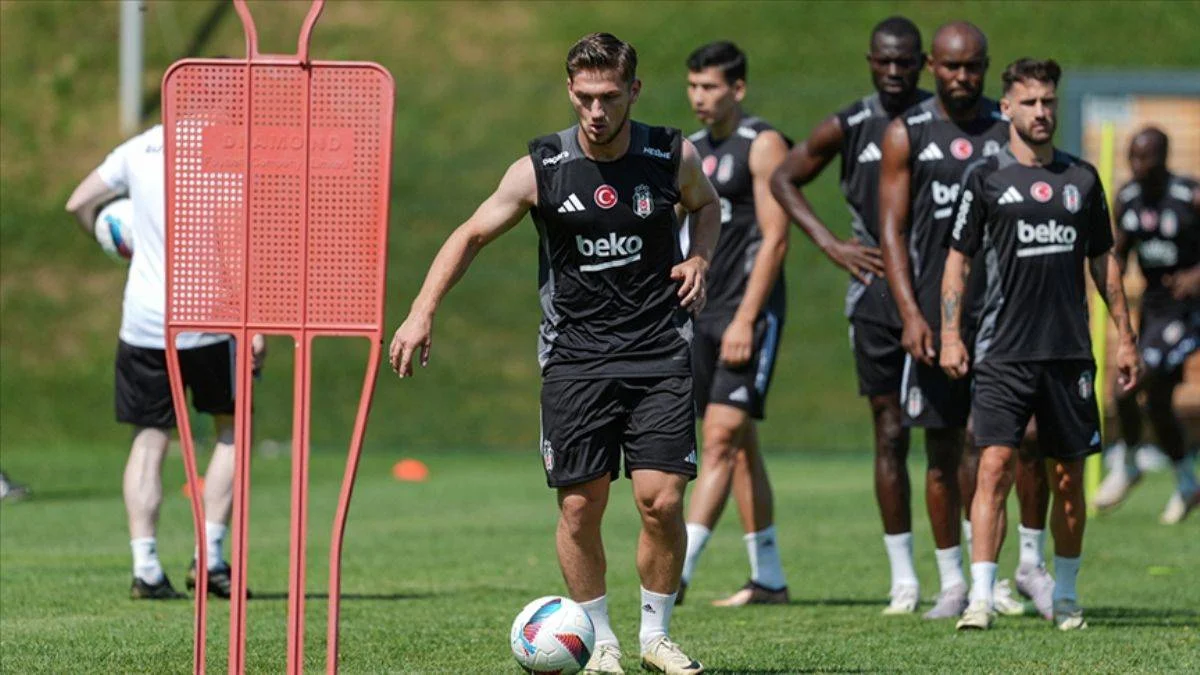 Beşiktaş 9 ismi gözden çıkardı