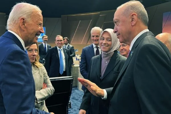Erdoğan'dan NATO Zirvesi'nde yoğun diplomasi trafiği