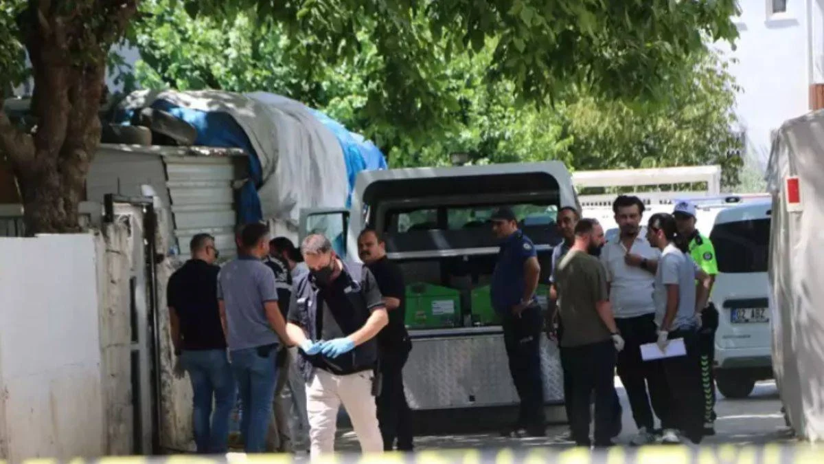 Eşini öldürüp cesedini bahçeye attı