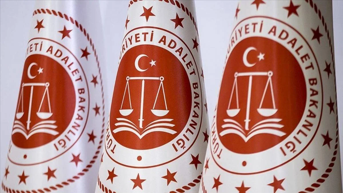 '2 Suriyeli Adalet Bakanlığında işe alındı' iddiası
