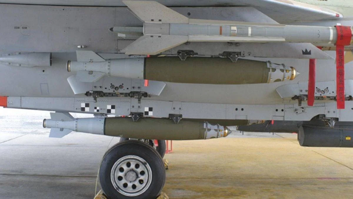 ABD'den İsrail'e yarım tonluk yeni bombalar!