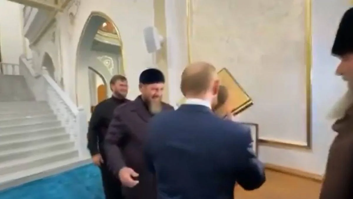 ANALİZ: Putin neden Kuran-ı Kerim'i öptü