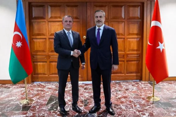 Bakan Fidan, Bayramov ile görüştü