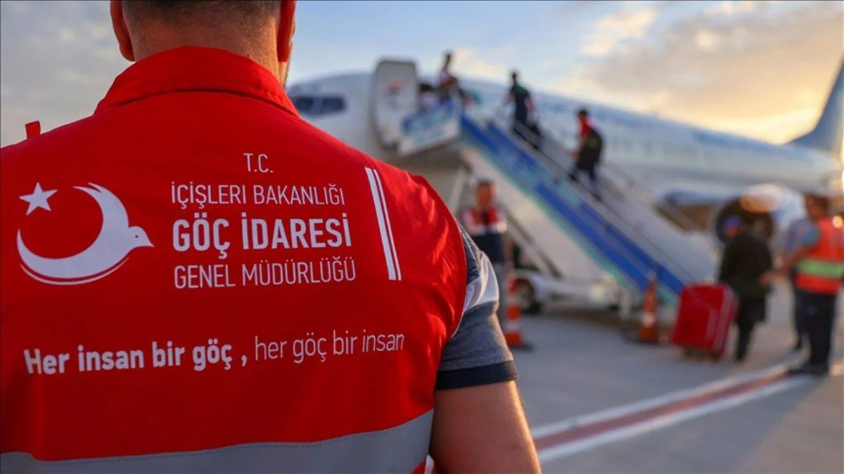 'Bakan Yerlikaya'nın adresinde 2 yabancıya ikamet izni' iddiası