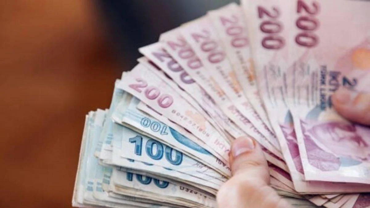 Emekliler fatura ve toplu taşıma ücreti ödemeyecek