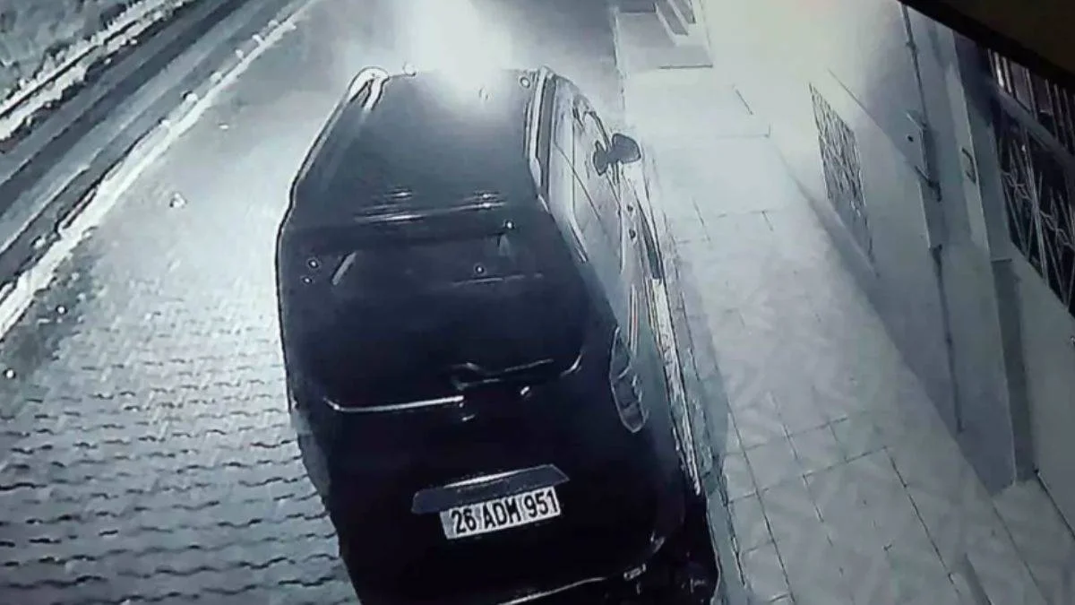 Eskişehir'de park halindeki araca kundaklama!