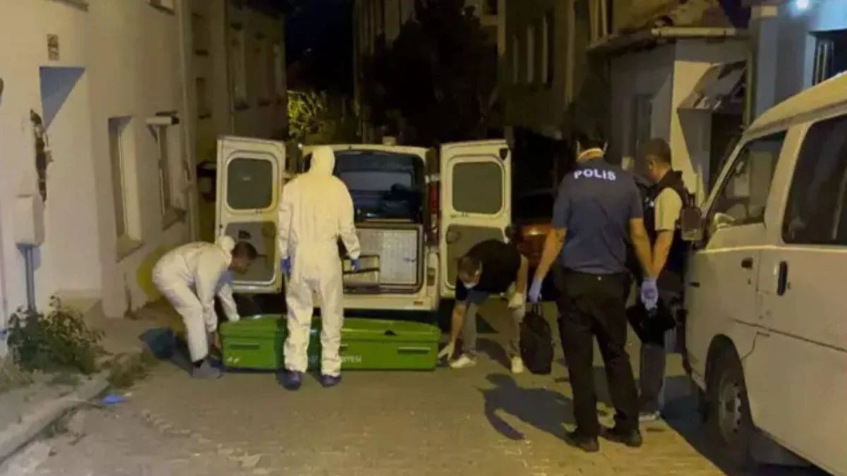 Evinde ölü bulundu