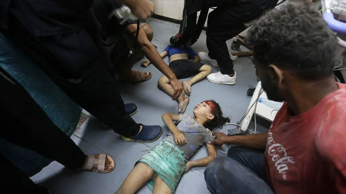 İsrail Gazze'yi sabaha kadar bombaladı: 29 şehit