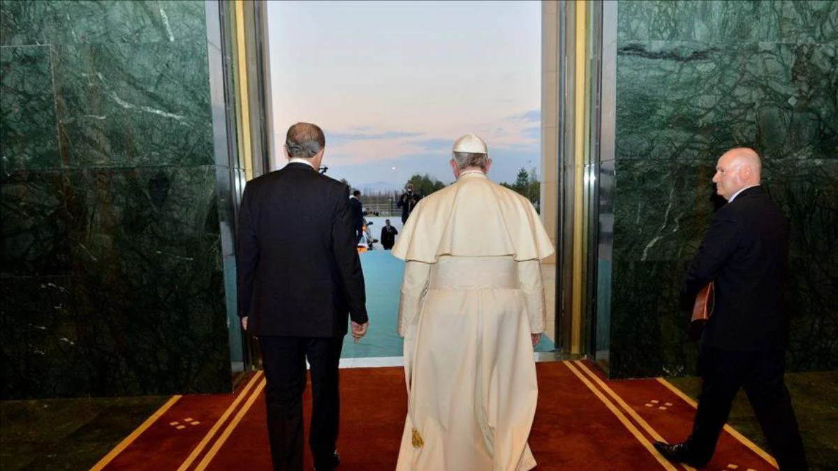 Katolik medyasından Erdoğan analizi: Francis'e fısıldayan adam