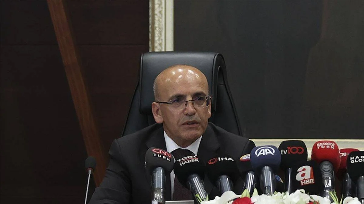 Mehmet Şimşek'le ilgili istifa iddialarına cevap