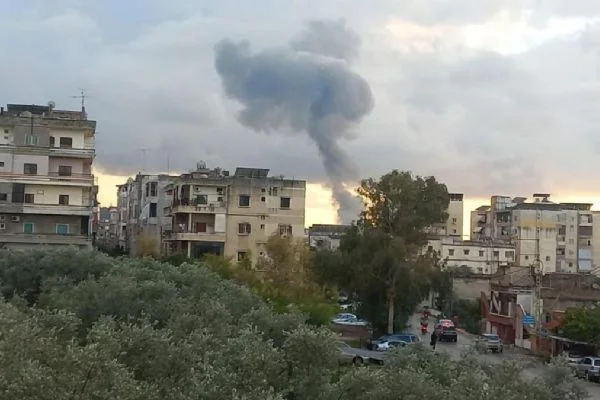 Soykırımcı İsrail Lübnan'ı vurdu: Çok sayıda ölü var
