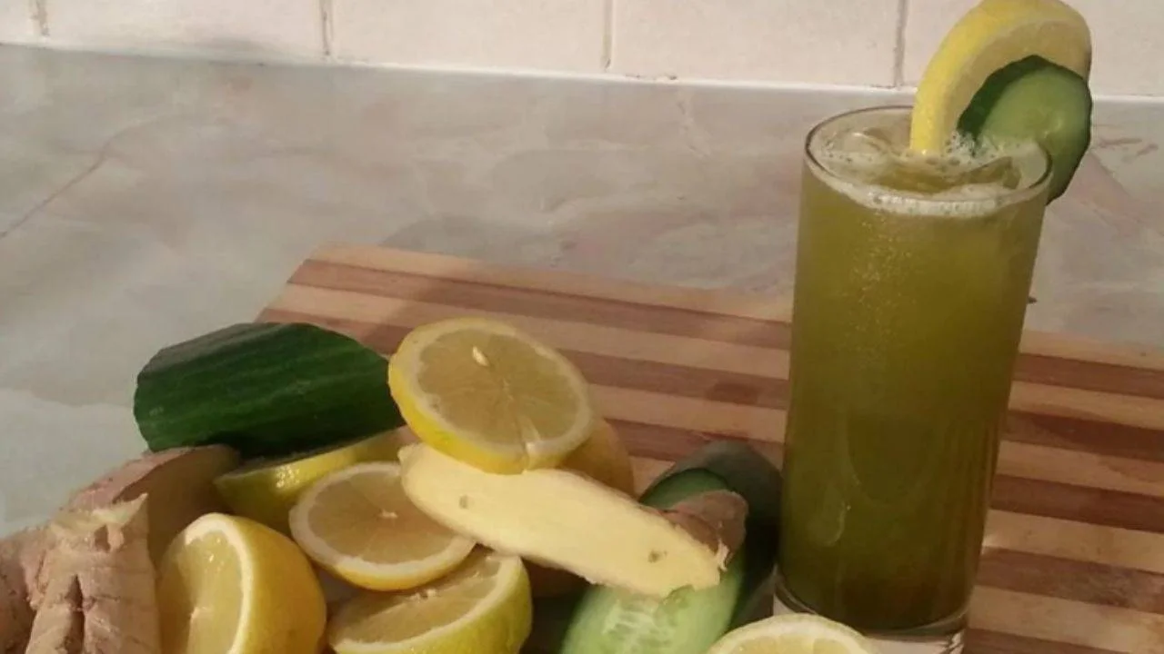Karaciğer Yağlanmasını Bitiren 3 Malzemeli Detoks Tarifi