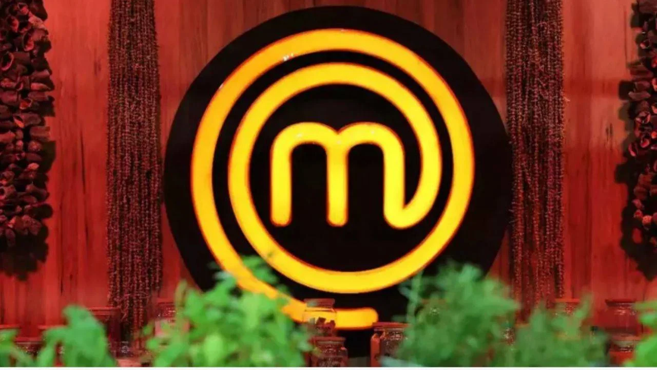 MasterChef'te İlk Defa: Kaan ve Ezgi Takımları Kadın ve Erkek Olarak Bölüştü!