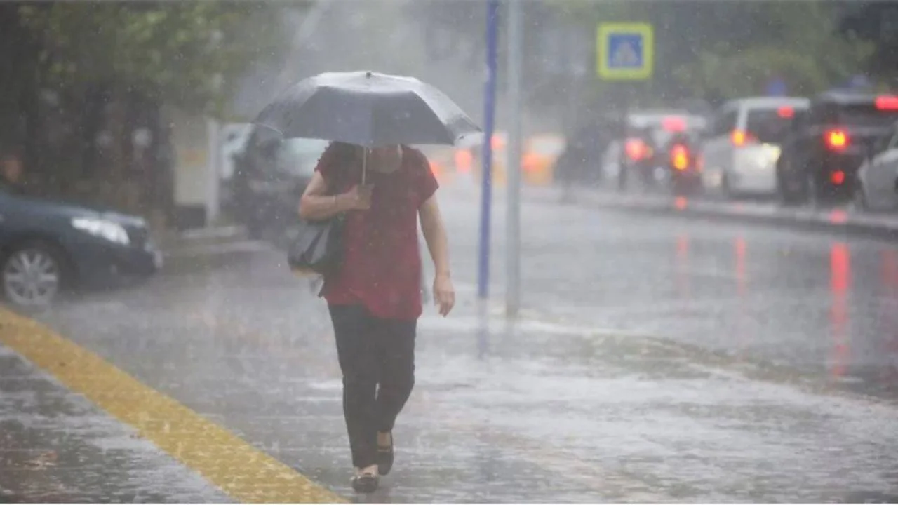 Meteoroloji'den sağanak uyarısı: İstanbul ve birçok ilde yağış bekleniyor