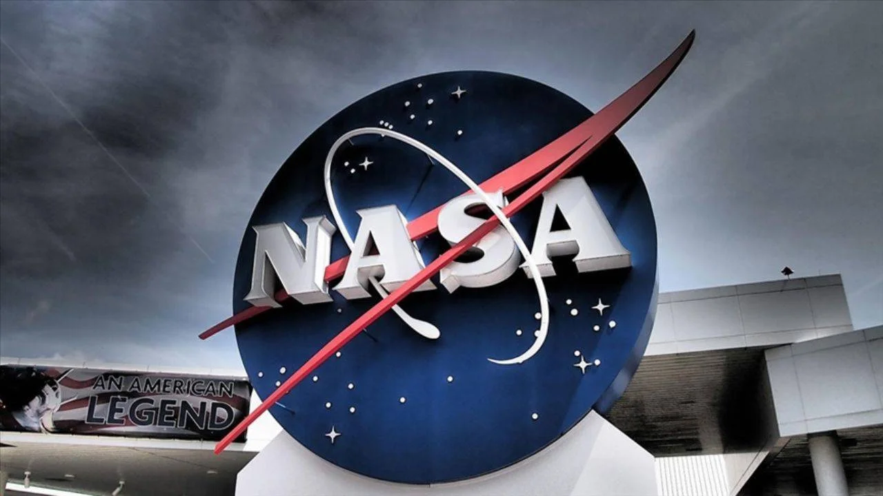 NASA'yı dolandırmaya çalışan kişiye hapis ve para cezası