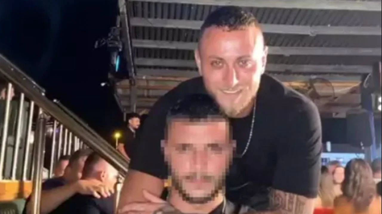 Otomobilini kendisine vermeyen arkadaşını öldürdü