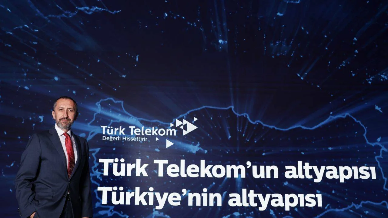 "Türk Telekom'dan mobilde güçlü büyüme, tarihi rekor"