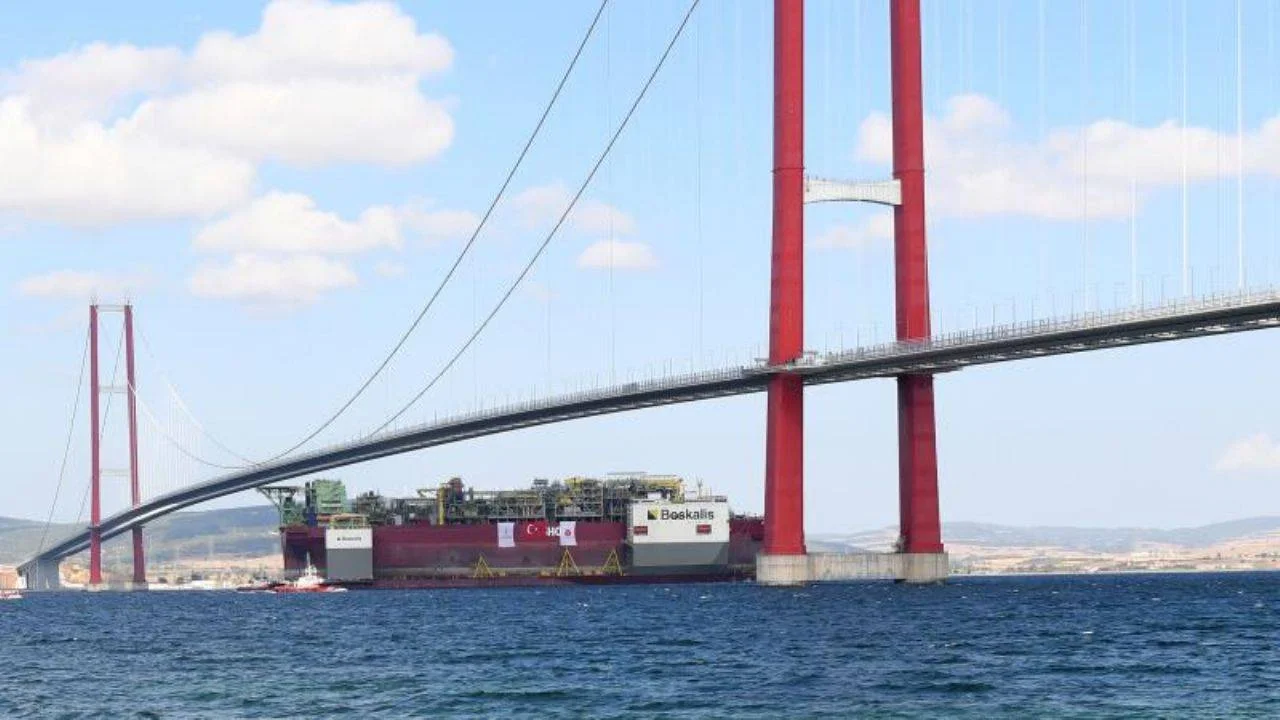 Türkiye'nin ilk yüzer doğal gaz üretim platformu
