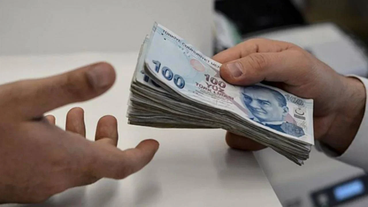 Yeni Emekli ve Memur Maaşları 3 Ocak'ta Belli Olacak: Zam Oranları Açıklandı