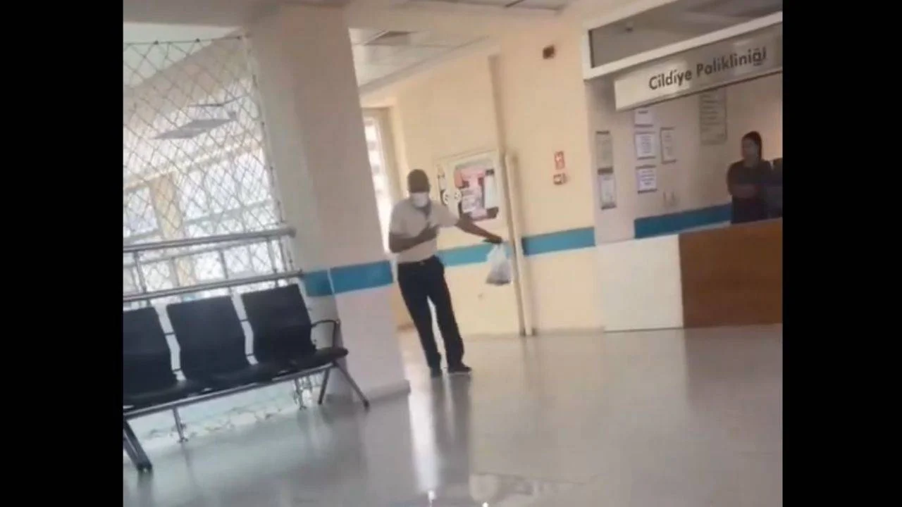 "Yetişin beni cin çarptı" diyerek hastaneye koştu