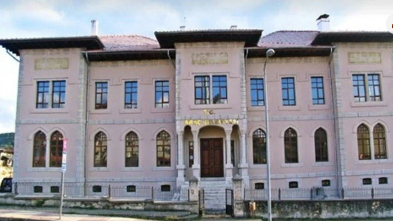 Araç Belediyesi'nde torpil iddiası gündemi salladı