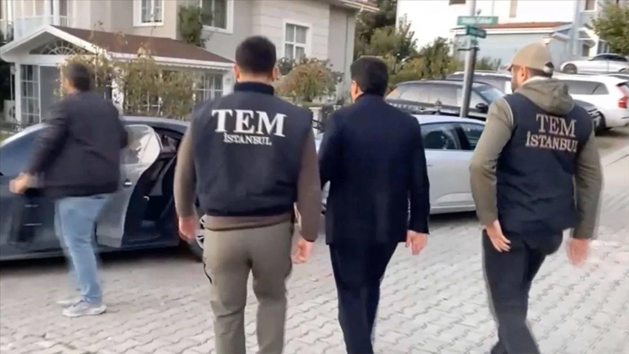 Esenyurt Belediye Başkanı Özer'in gözaltı görüntüleri