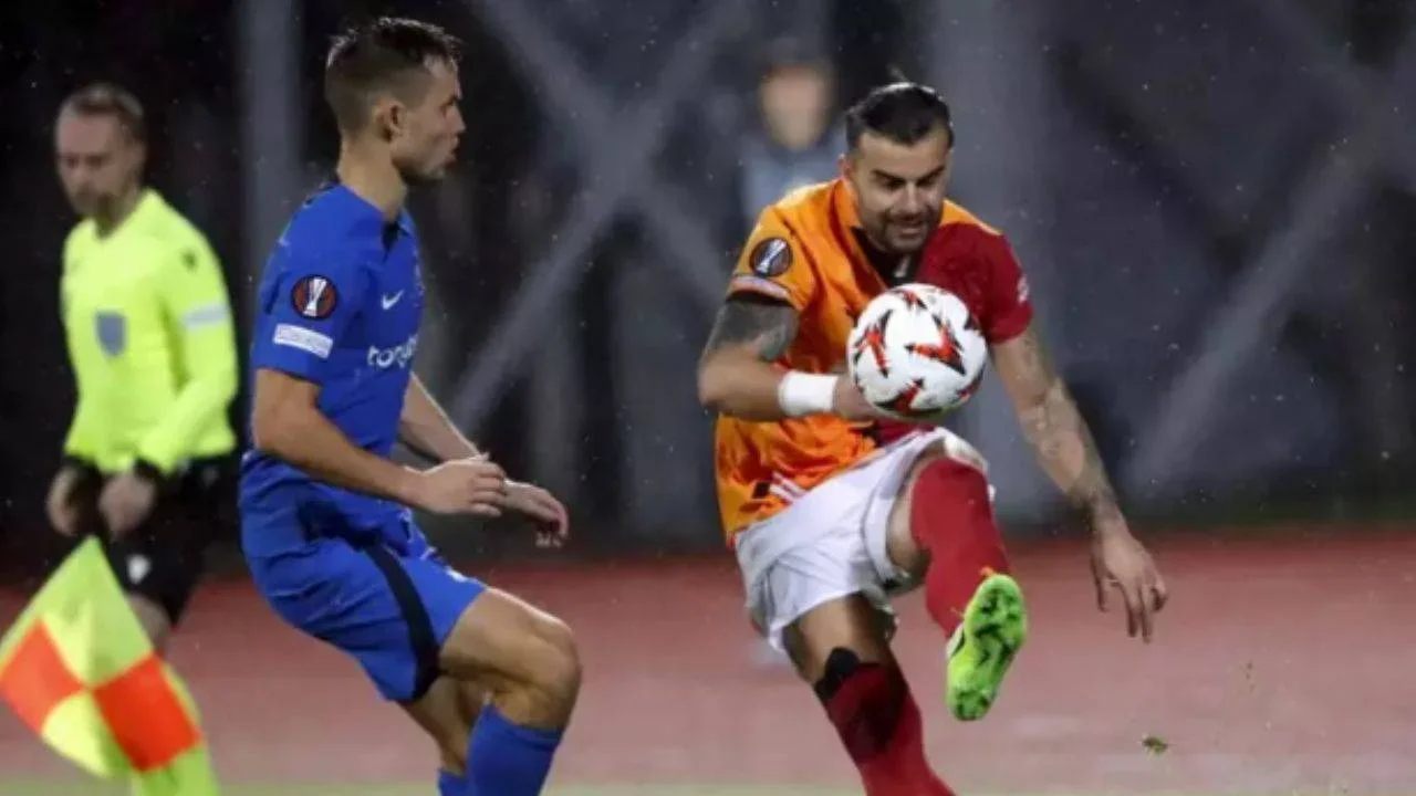 Galatasaray, Letonya'da 2-0'ı koruyamadı! RFS karşısında iki puan daha kaçtı
