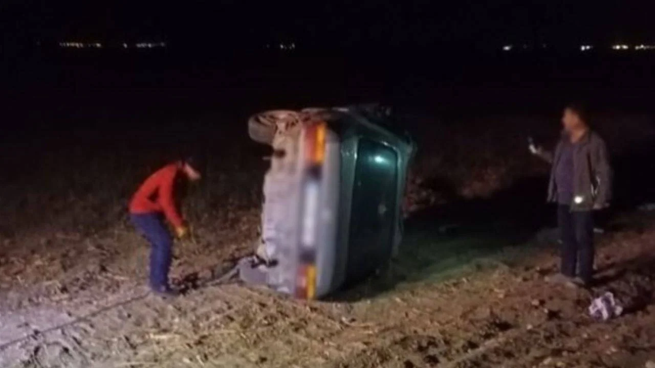 Konya'da feci kaza! Şarampole devrilen araçta sürücü hayatını kaybetti