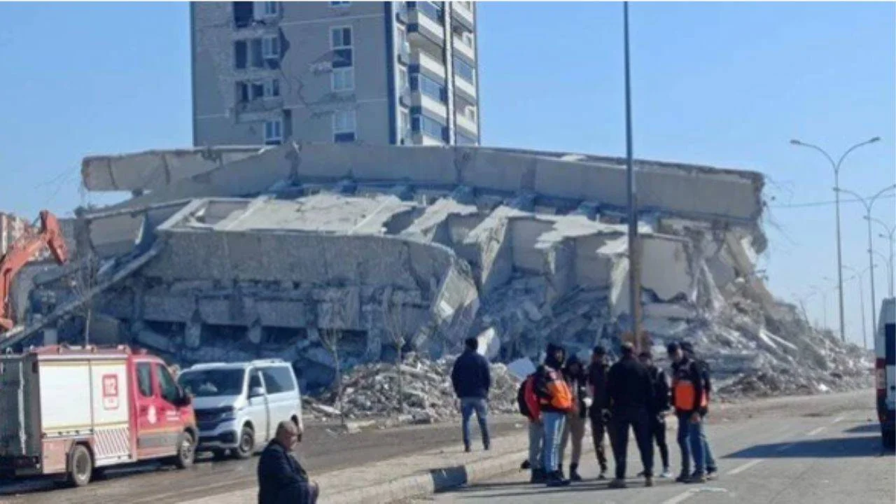 Mahkemede müteahhitten şok sözler: "Dangalak Mıyım?