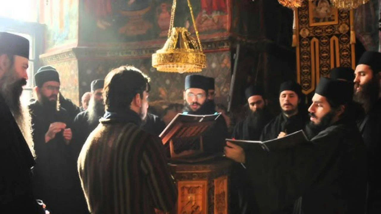Yunan papazların gece kulübünde 'kara para' oyunu