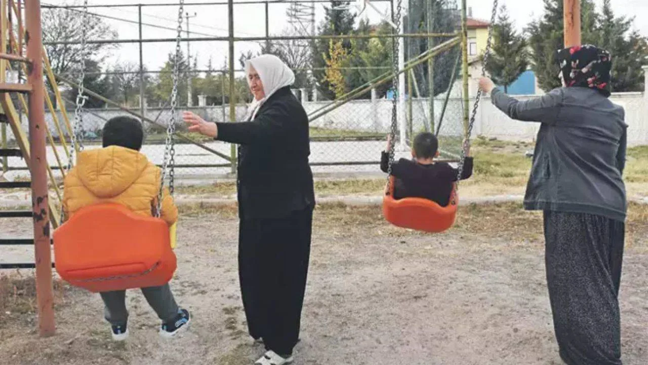 Afyonkarahisar'da koruyucu ailelik örneği: Eltiler birlik oldu