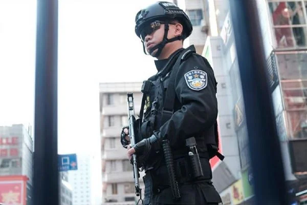 Çin'de bir okulda gerçekleştirilen bıçaklı saldırıda 8 kişi öldü