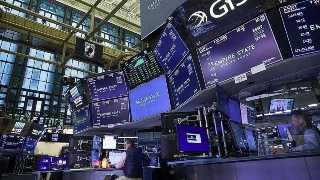 Fed Başkanı Powell'ın açıklaması ABD borsasını sarstı