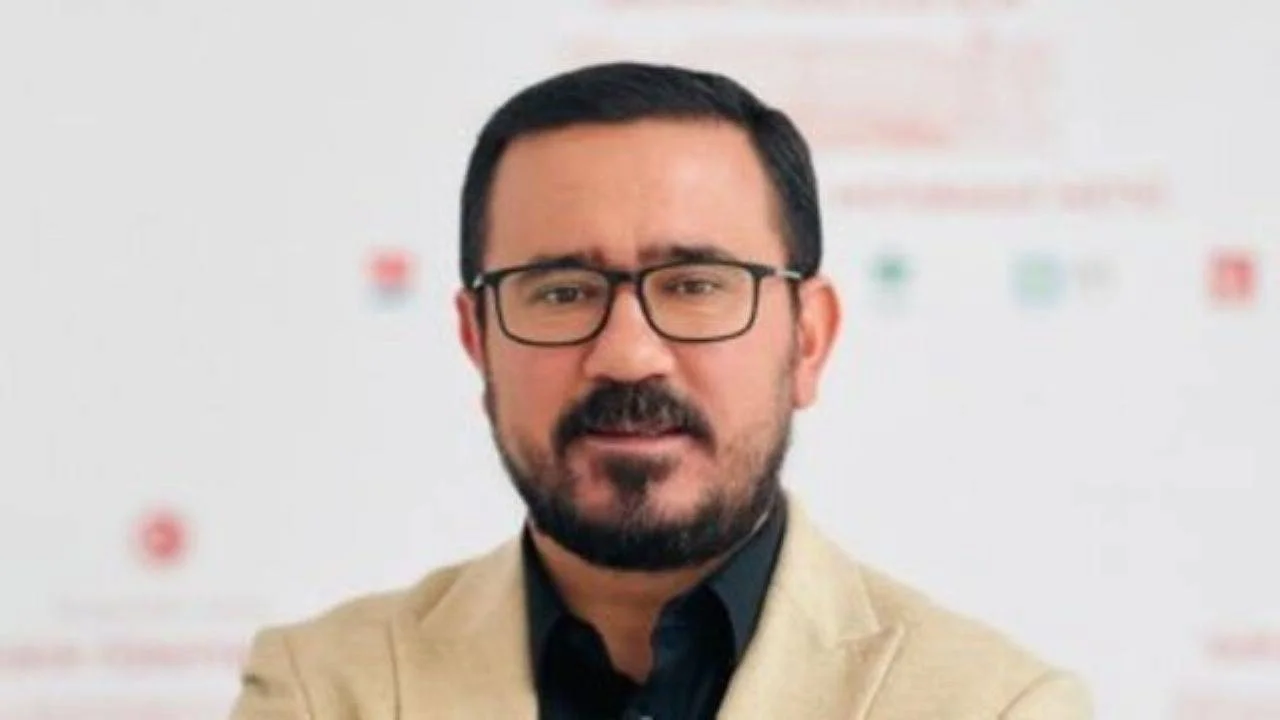 Gökhan Özbek gözaltına alındı