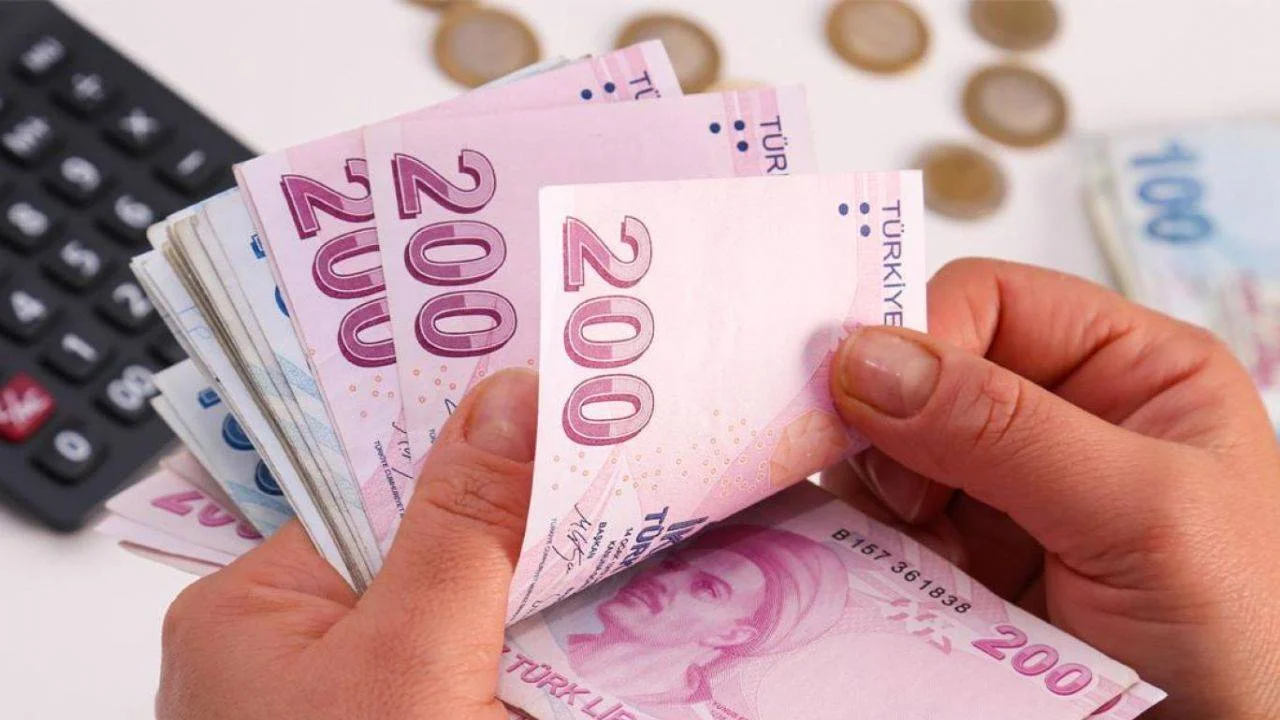 Kasım ayı emekli promosyon ödemeleri güncelleniyor... En yüksek ödeme hangi bankada?