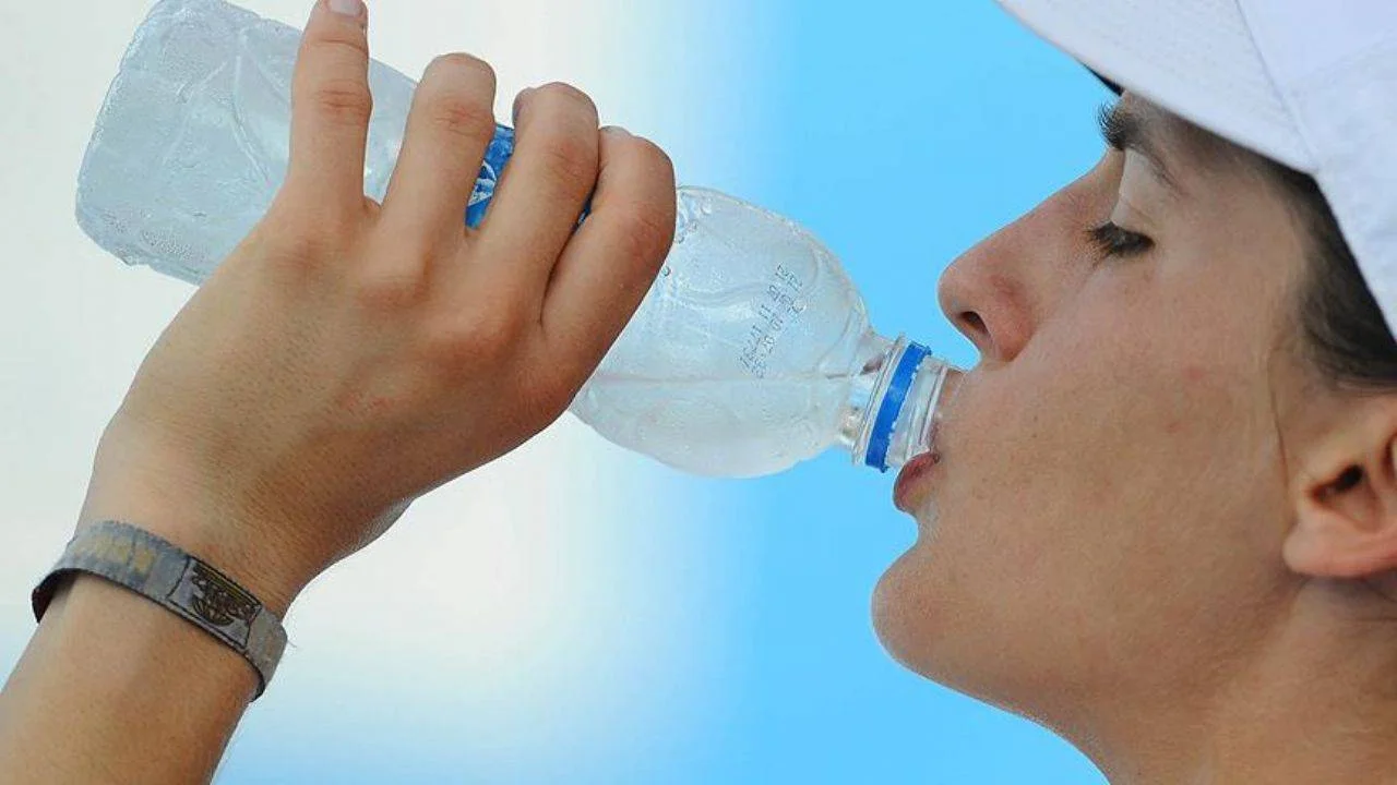 Su içmek nasıl kanser yapar? Uzmanı uyardı!