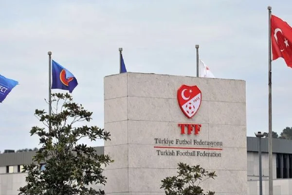 TFF ile Beşiktaş'tan Tayfur Havutçu için geçmiş olsun mesajı
